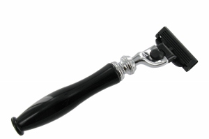SHV130 - Black Mach 3 Razor